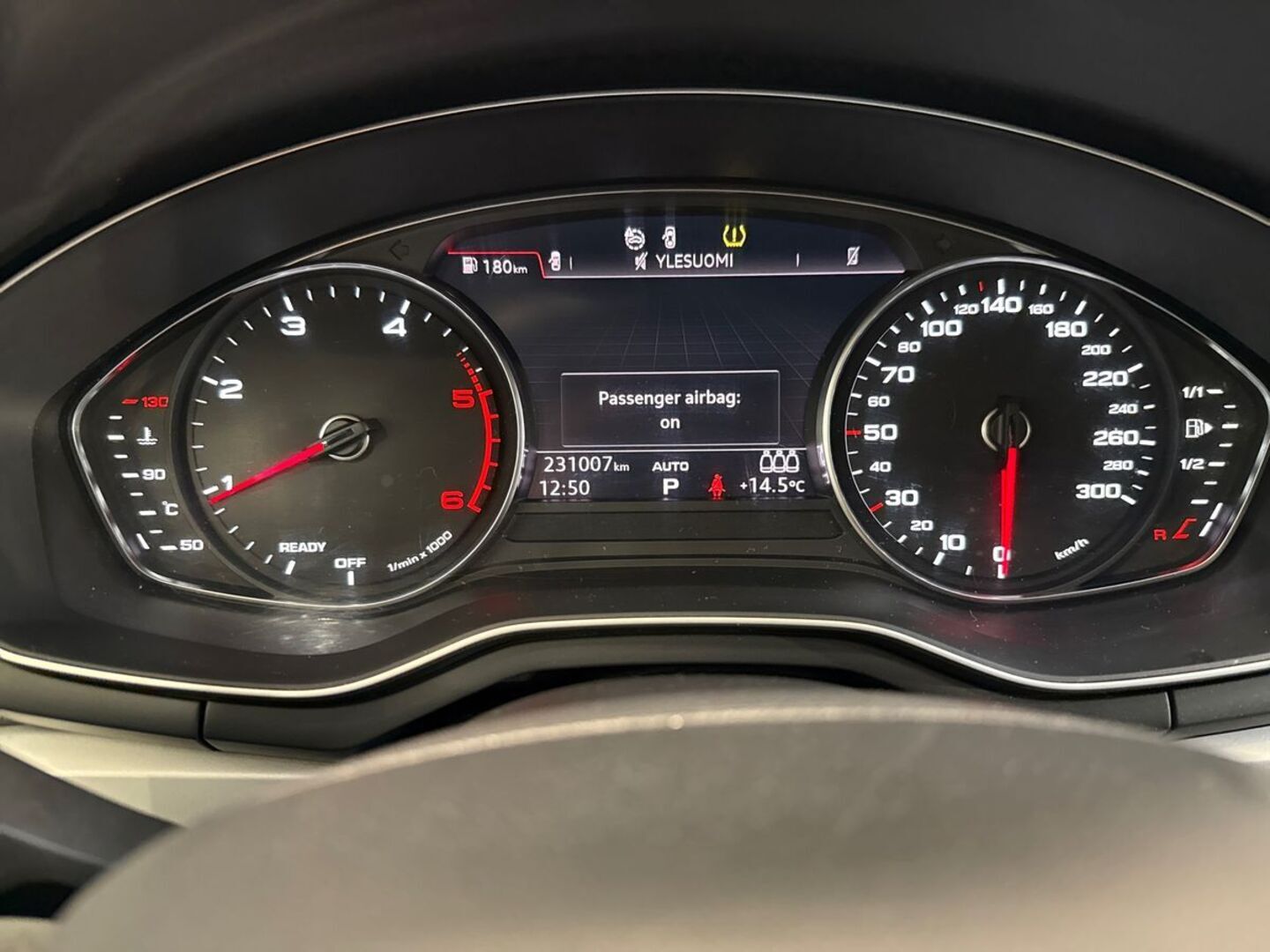 AUDI A4 2016