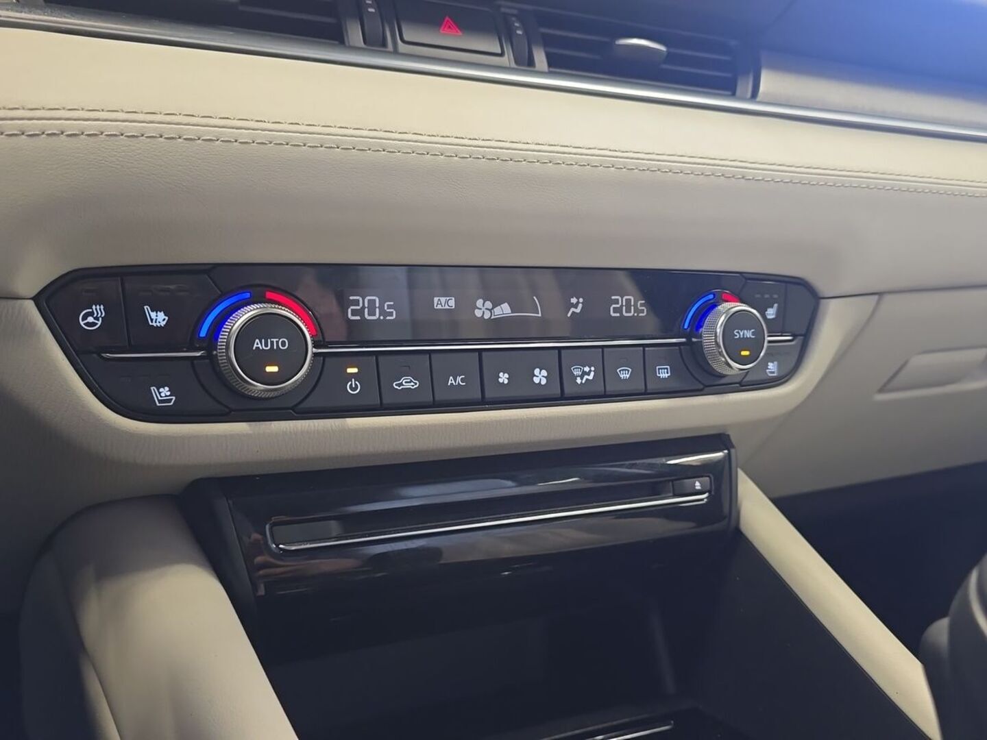MAZDA Mazda6 2019