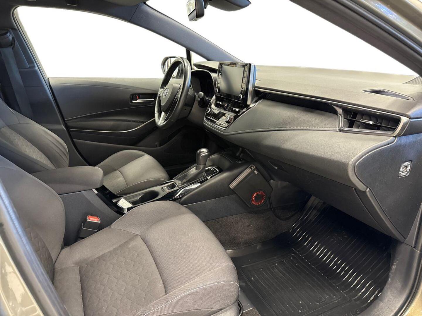 TOYOTA Corolla 2020