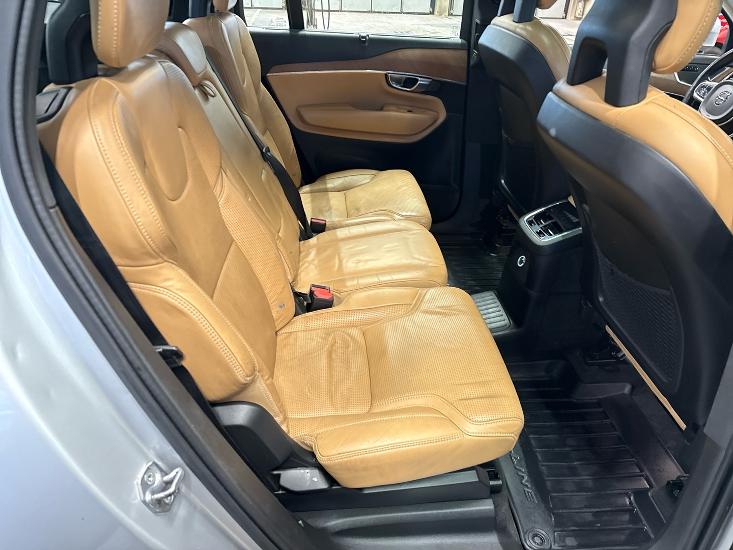 VOLVO XC90 2016
