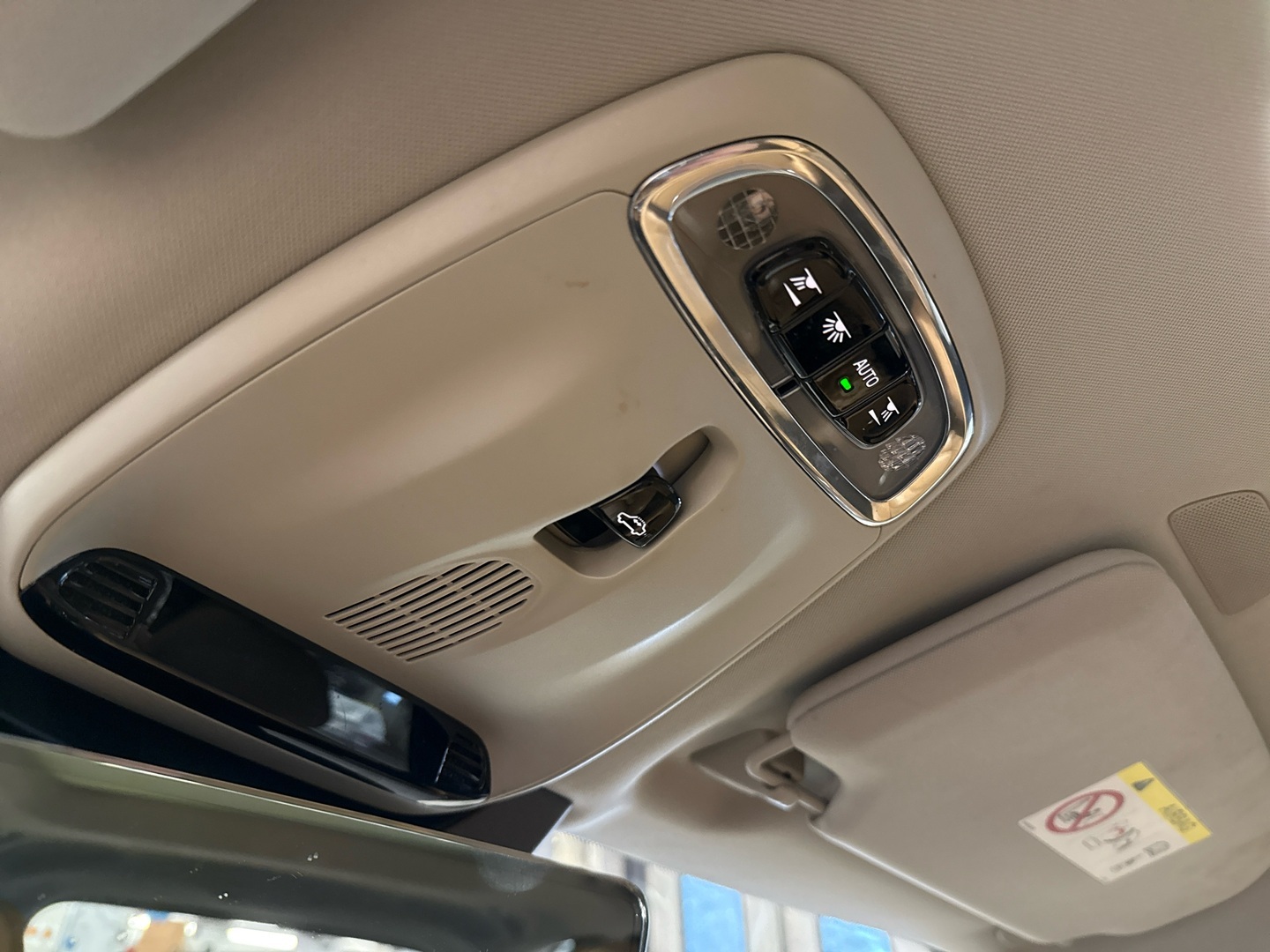 VOLVO XC90 2016