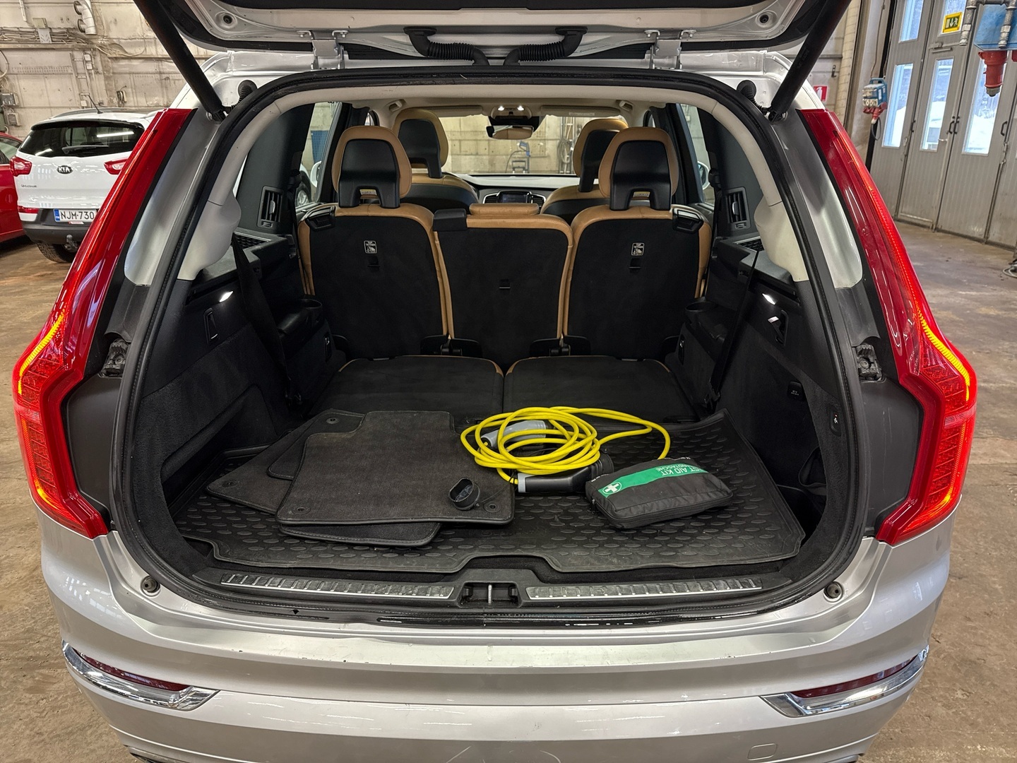 VOLVO XC90 2016