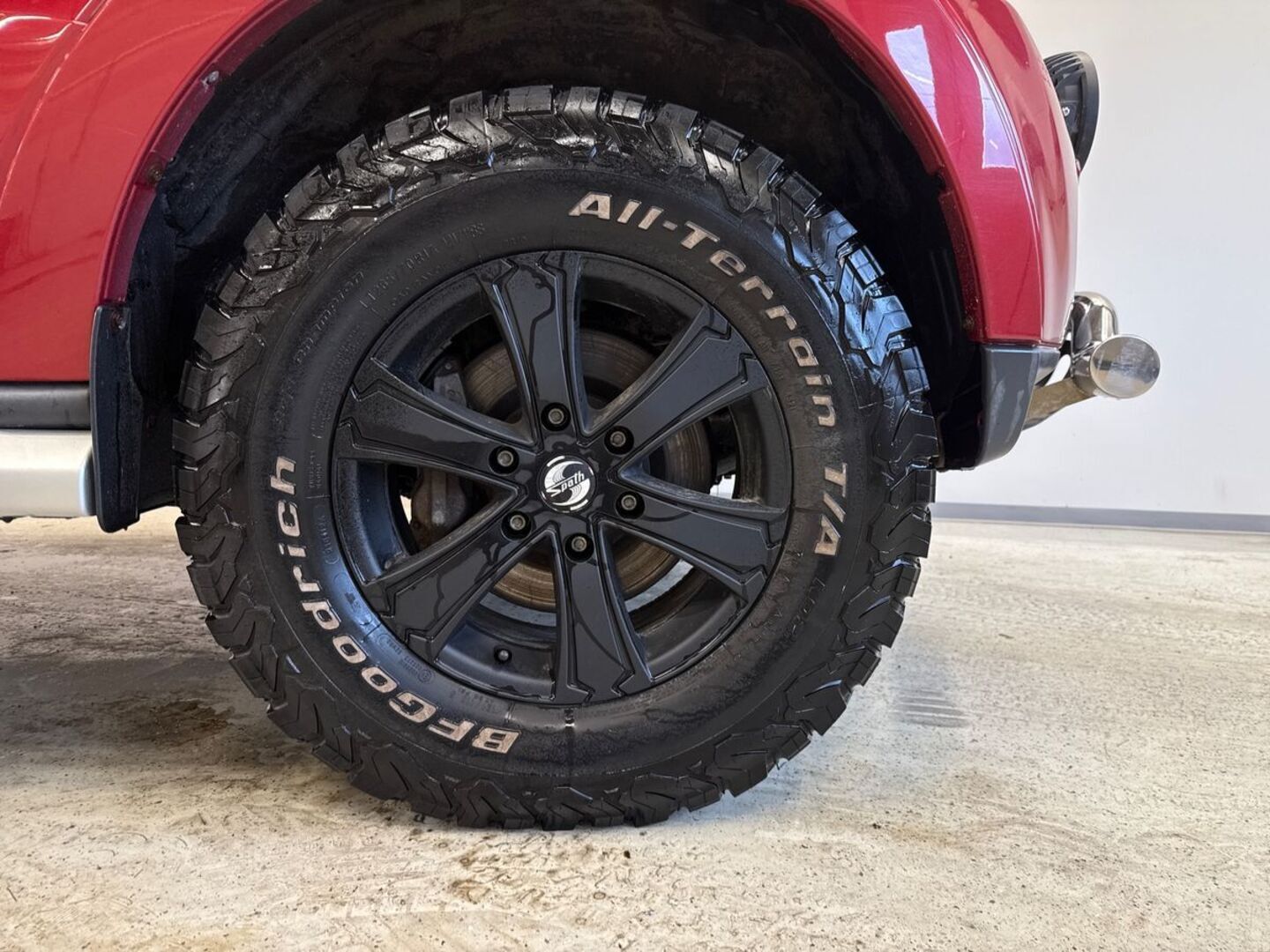 MITSUBISHI Pajero 15