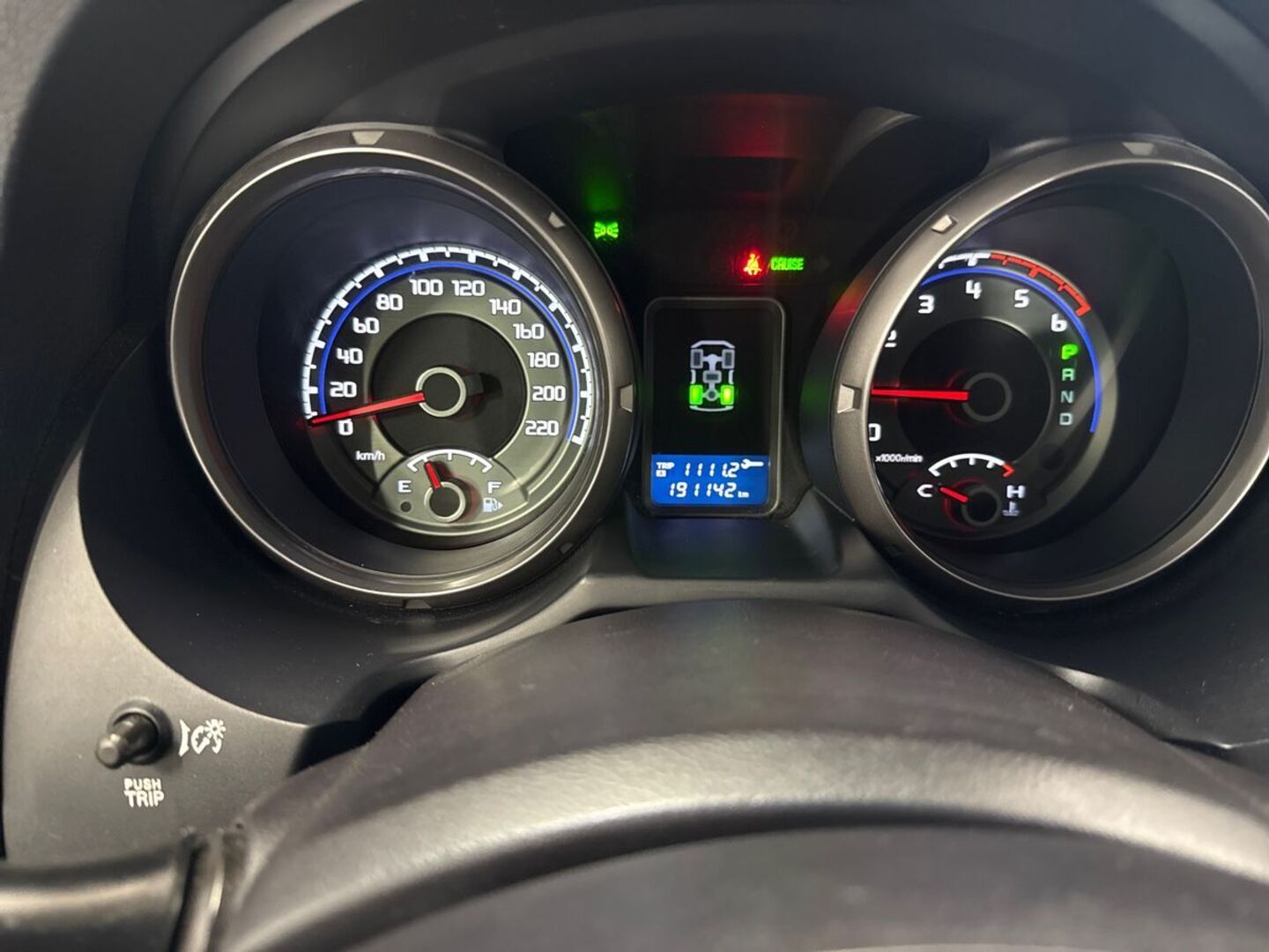 MITSUBISHI Pajero 21
