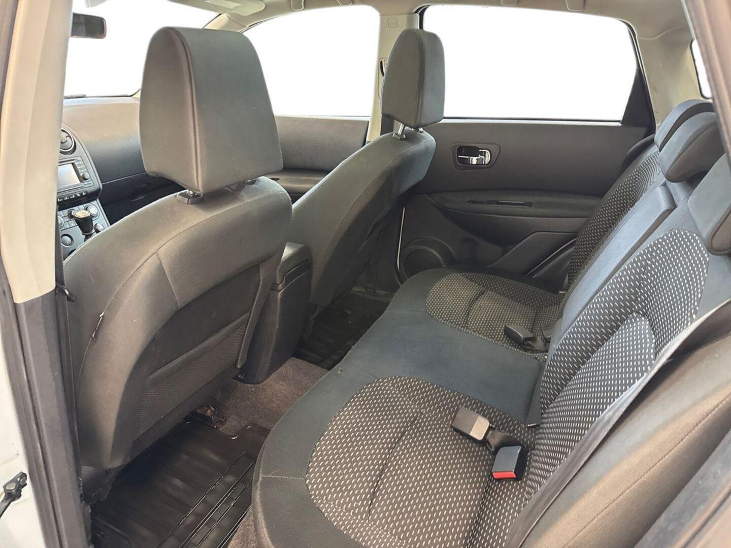 NISSAN Qashqai 2010