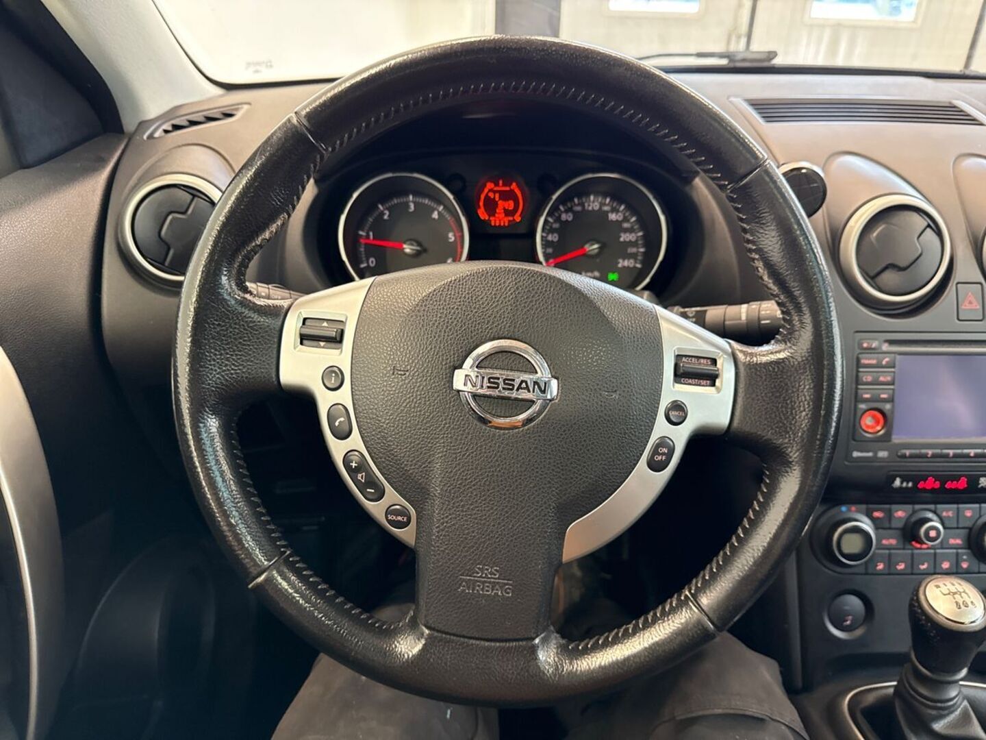 NISSAN Qashqai 2010