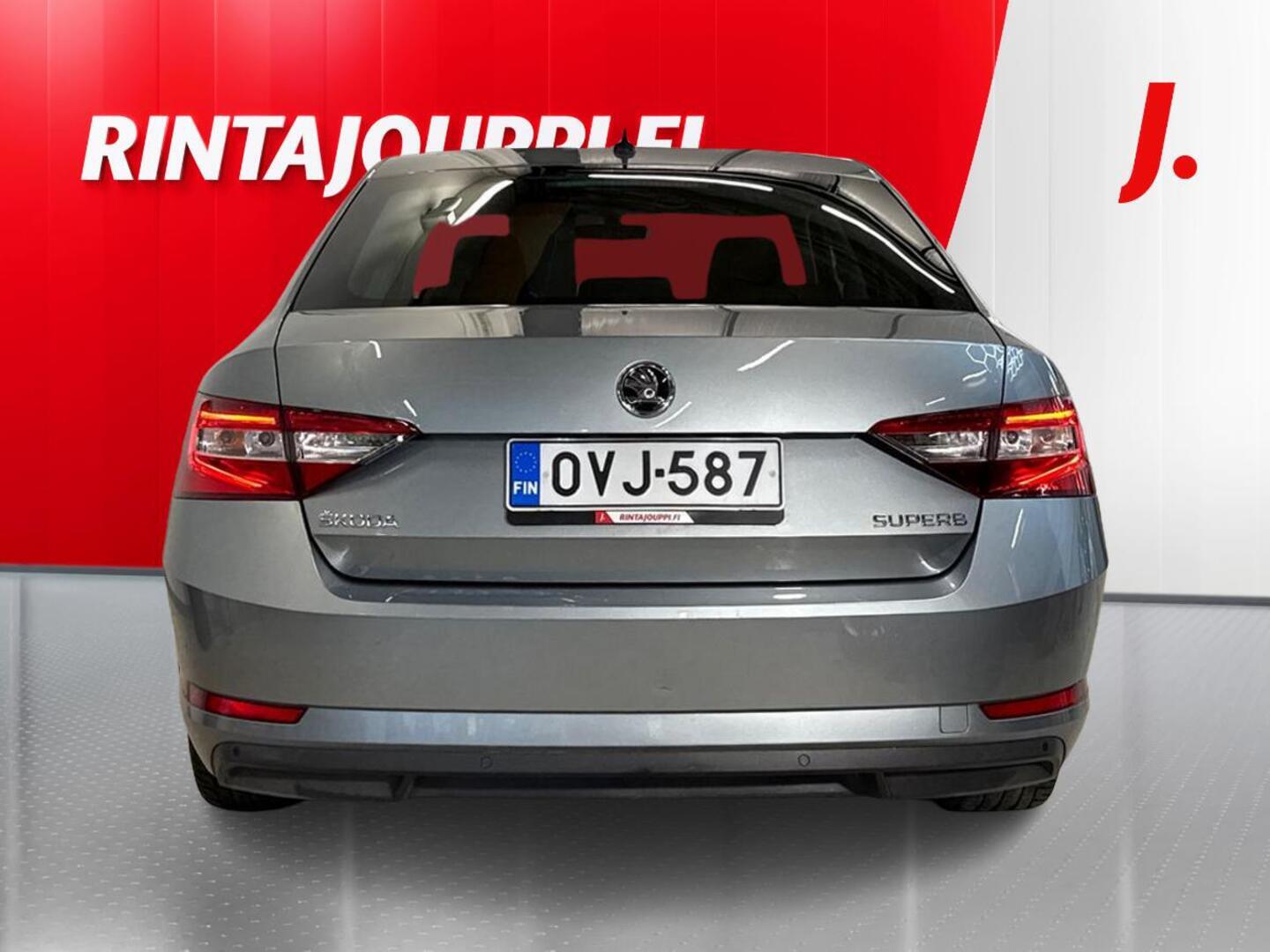 SKODA Superb 2016