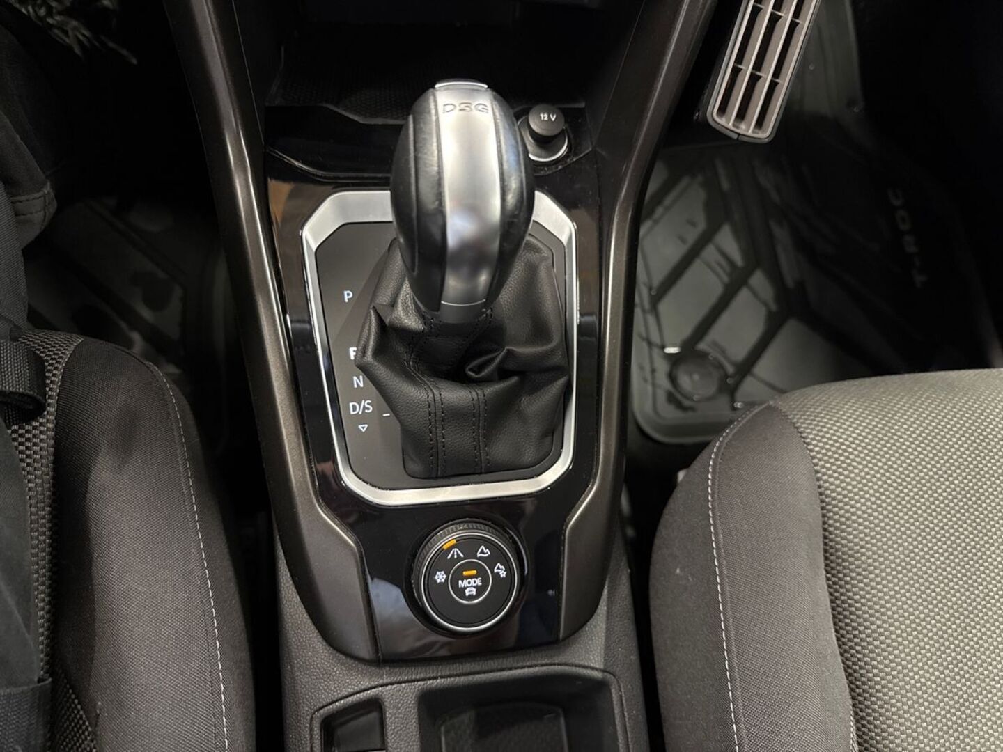 VOLKSWAGEN T-Roc 2019