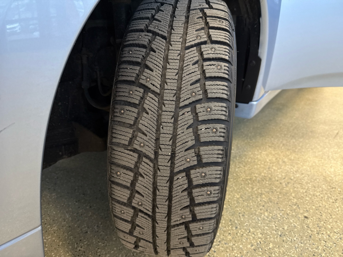 MITSUBISHI Outlander PHEV 2014