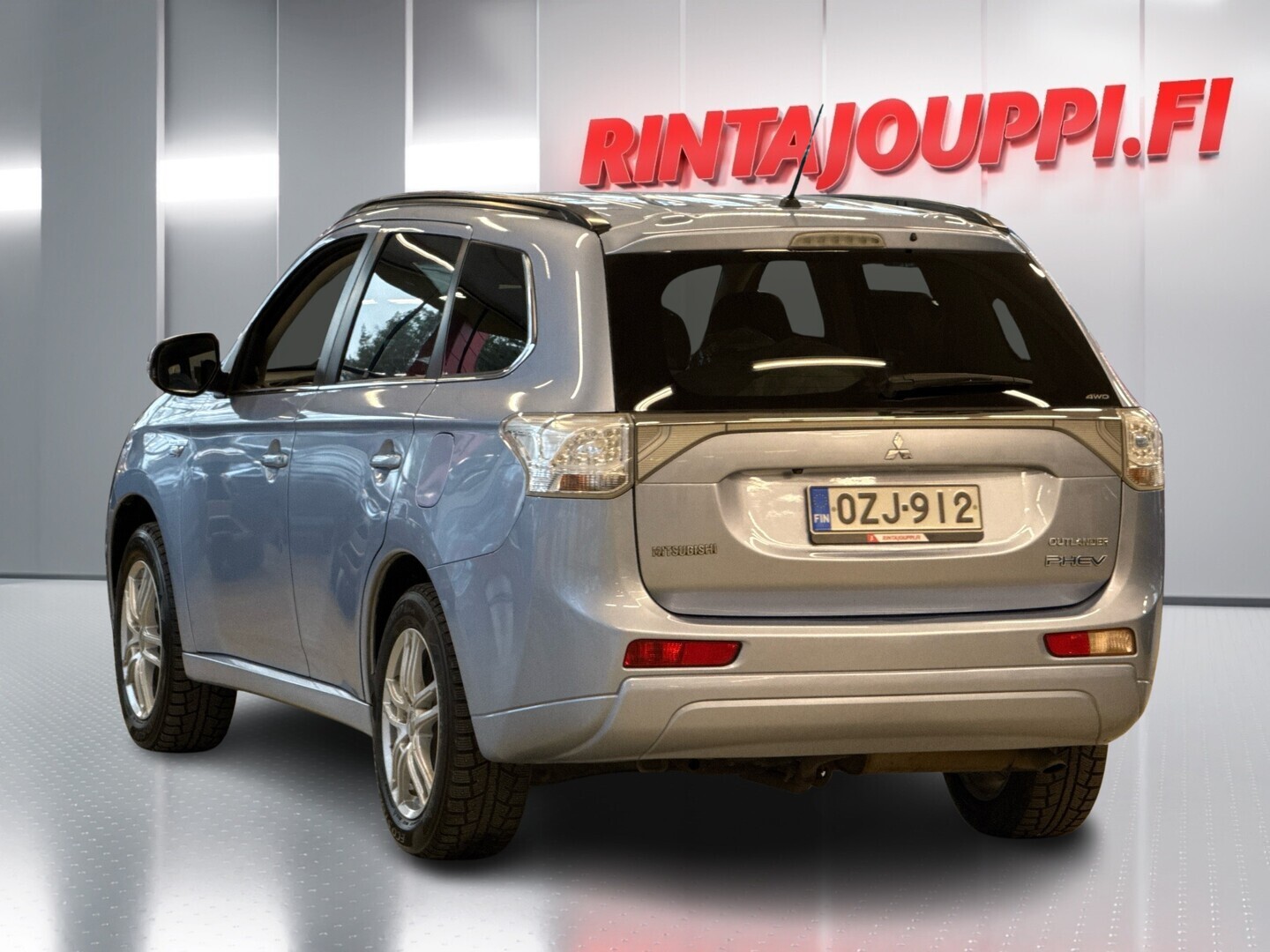 MITSUBISHI Outlander PHEV 2014