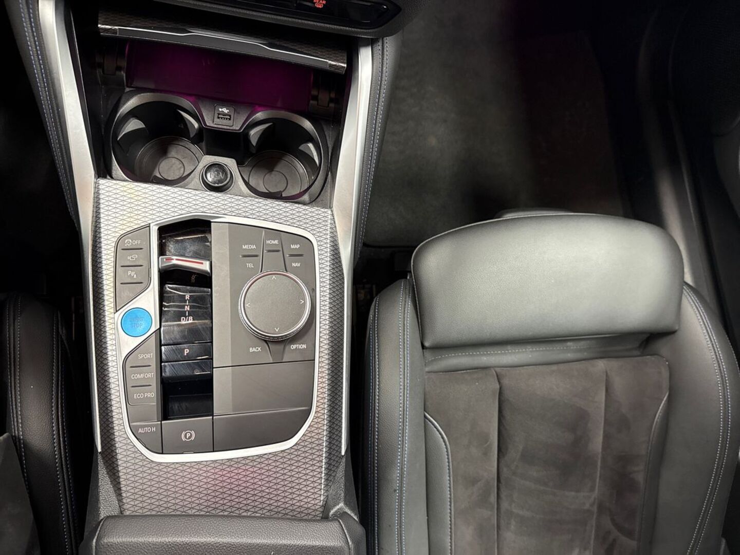 BMW i4 30