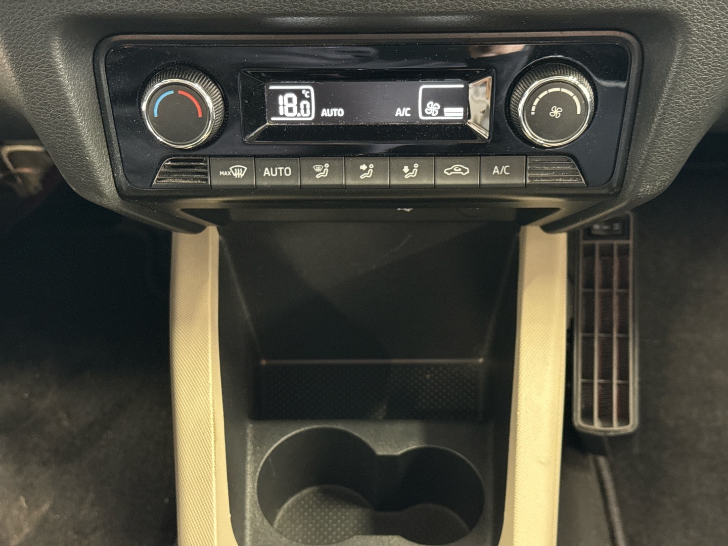SKODA Fabia 2019