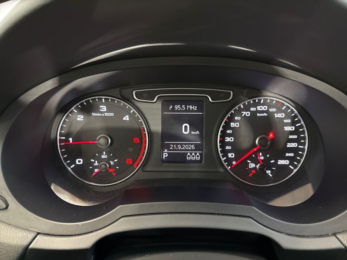 AUDI Q3 18