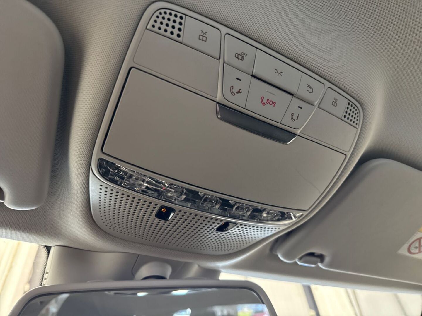 MERCEDES-BENZ C 27