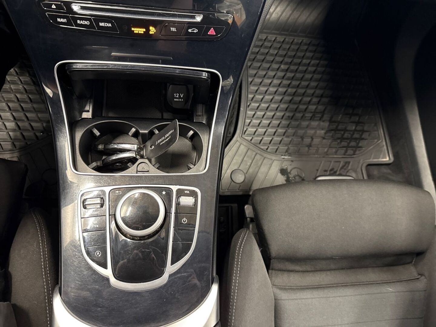 MERCEDES-BENZ C 28