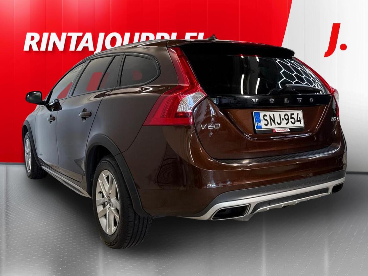 VOLVO V60 Cross Country 2015