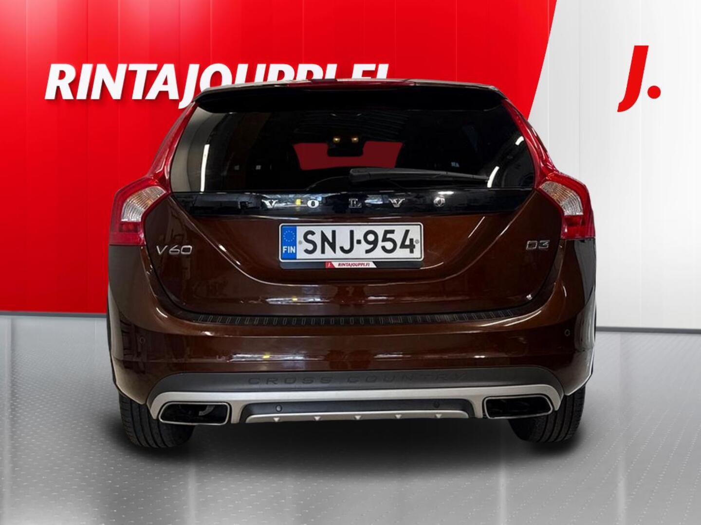 VOLVO V60 Cross Country 2015