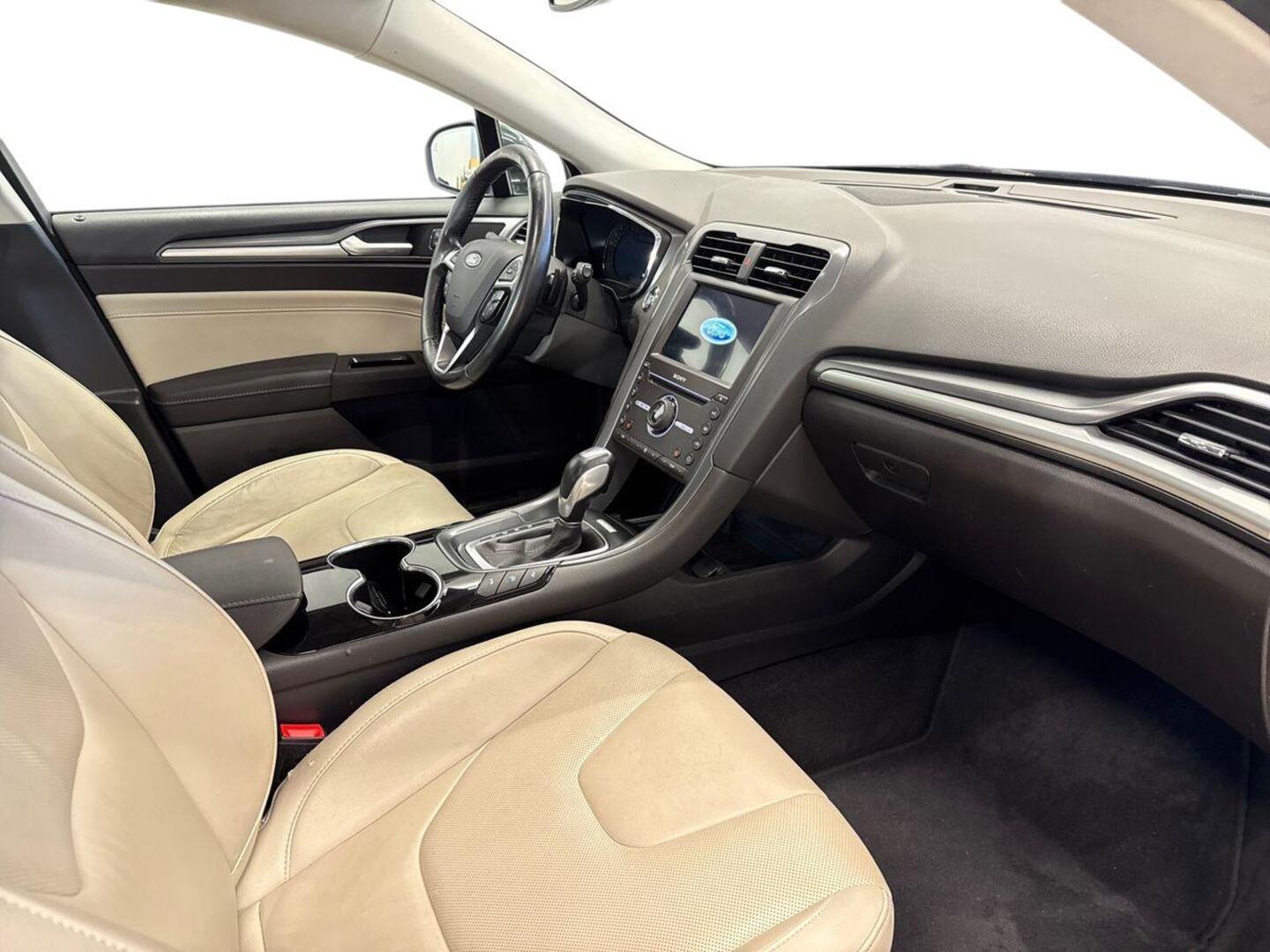 FORD Mondeo 2016