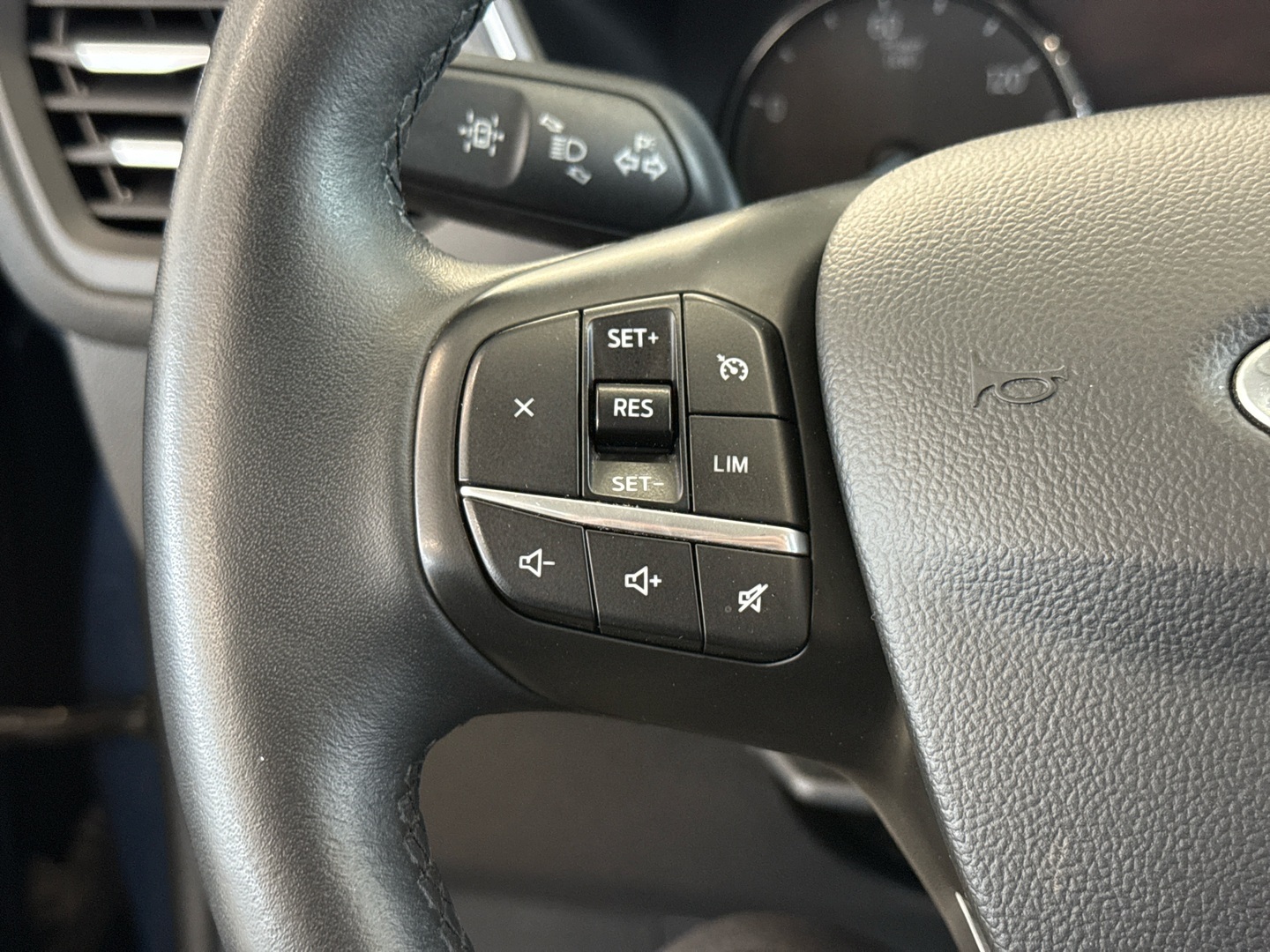 FORD Kuga 2021