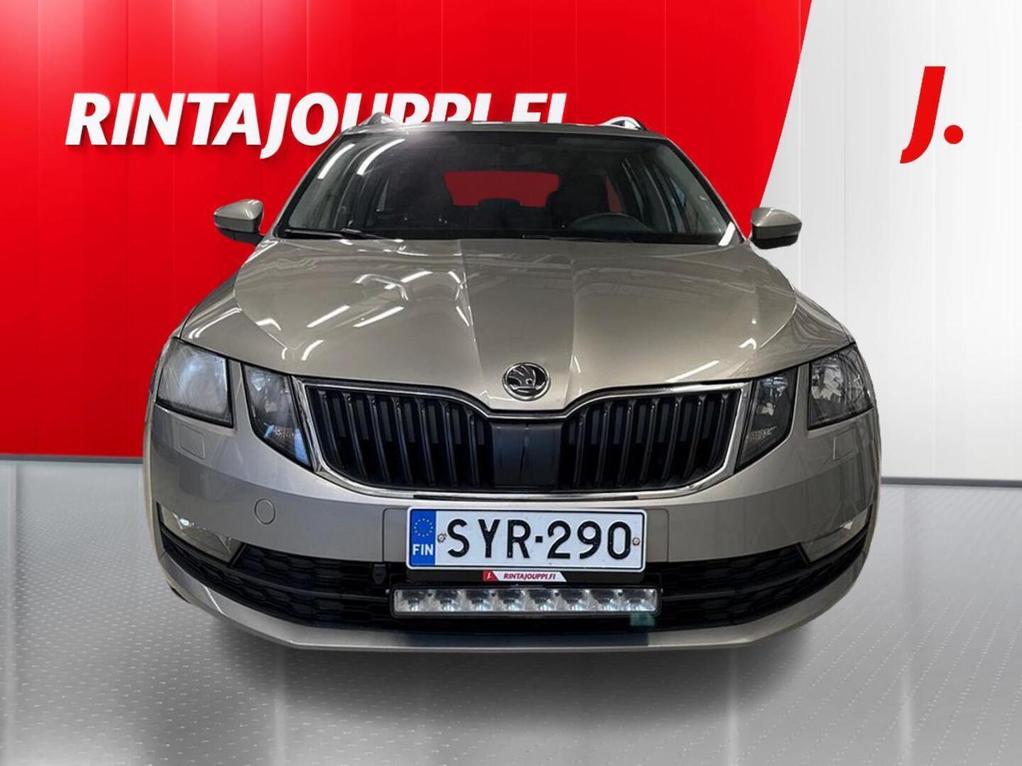SKODA Octavia 3