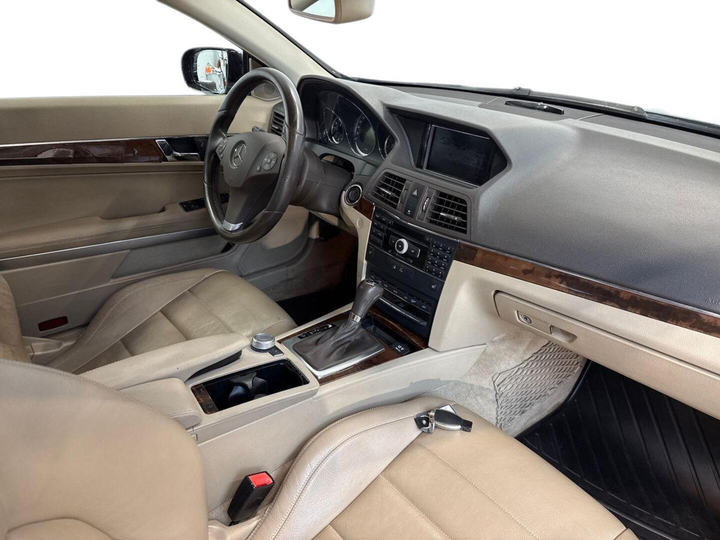 MERCEDES-BENZ E 9