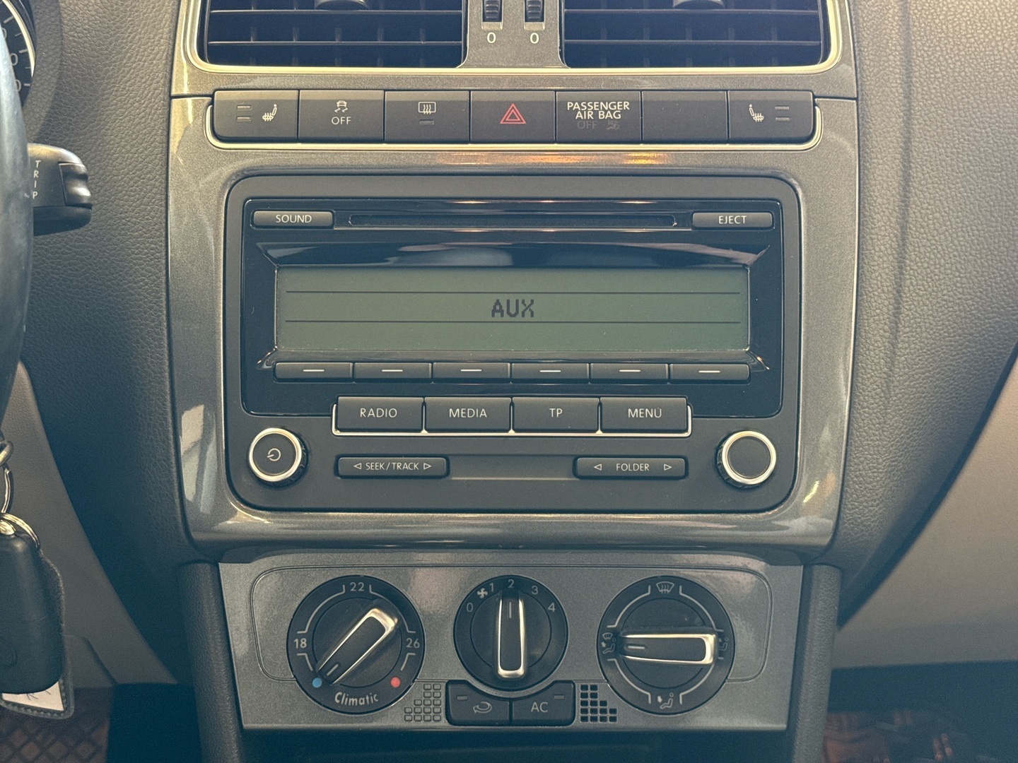 VOLKSWAGEN Polo 2010