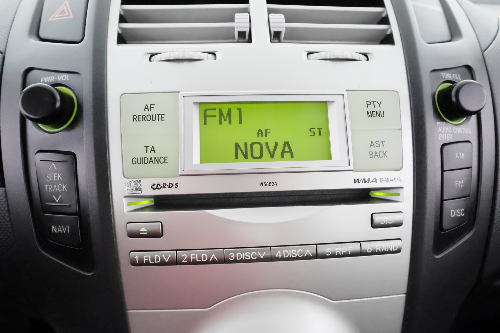 TOYOTA Yaris 2006
