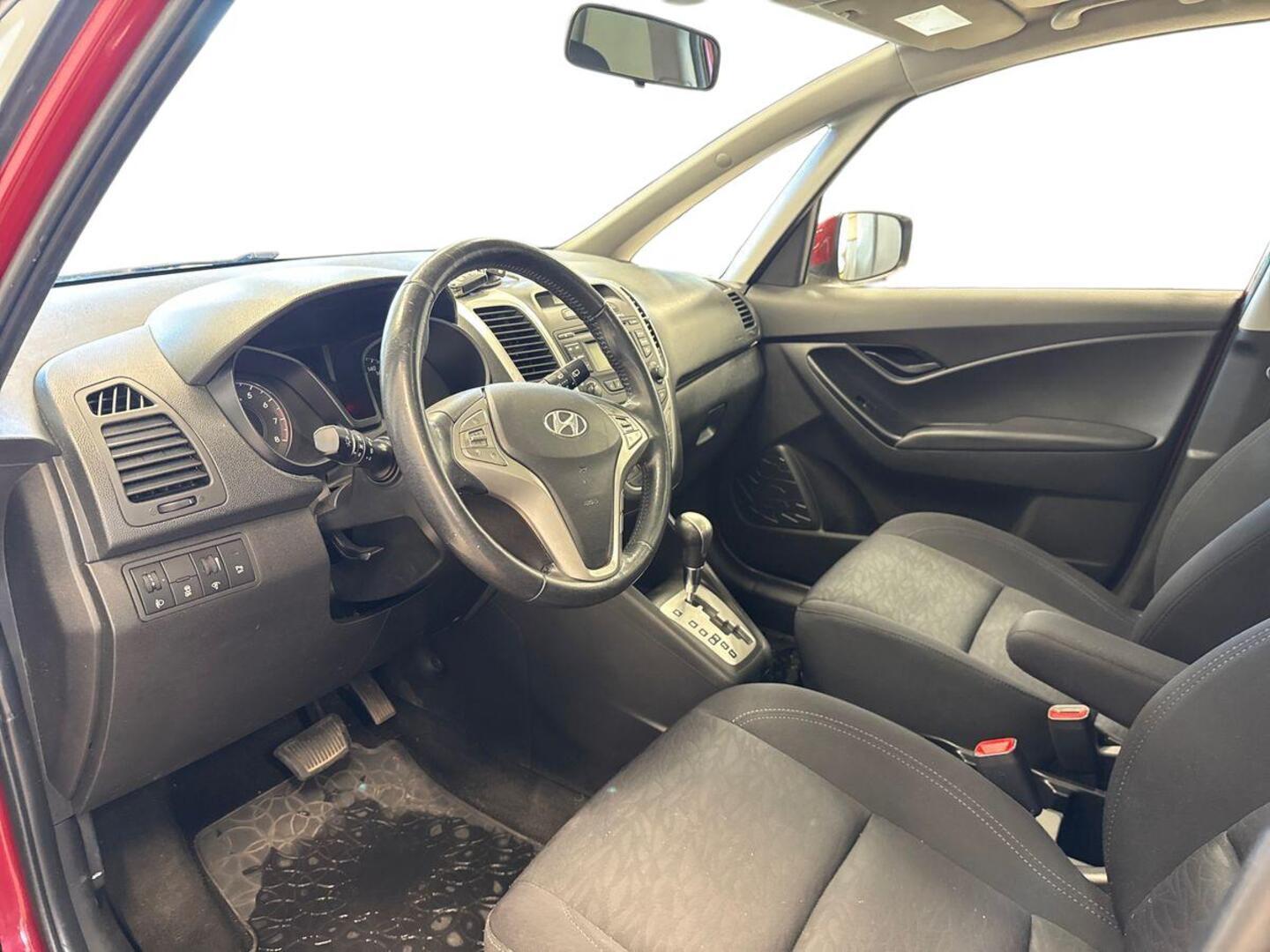 HYUNDAI ix20 2011
