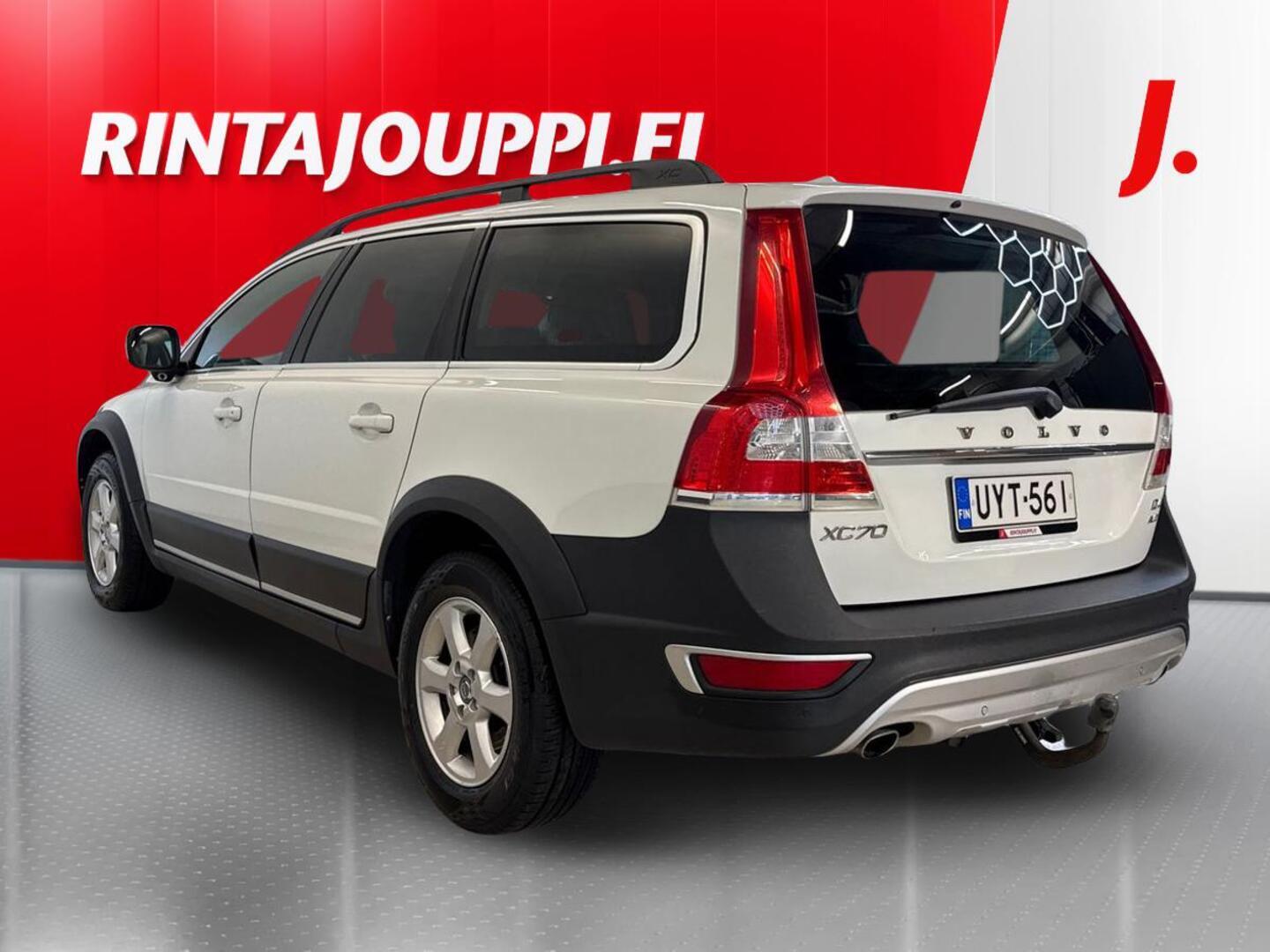 VOLVO XC70 2