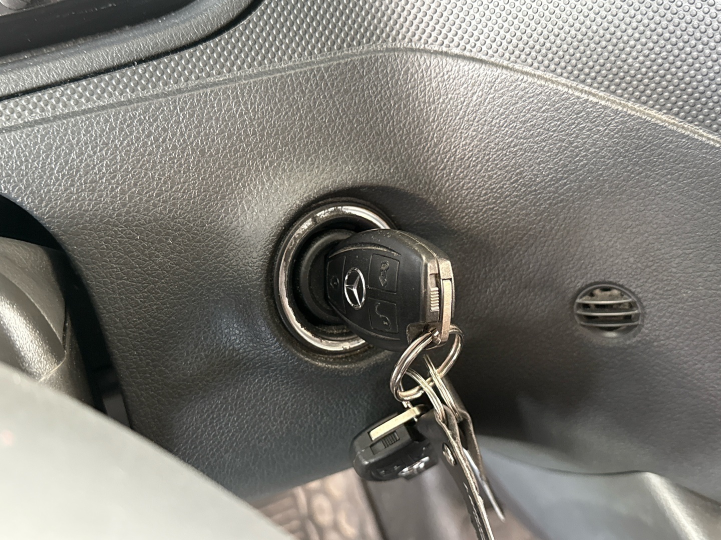 MERCEDES-BENZ Vito 2014