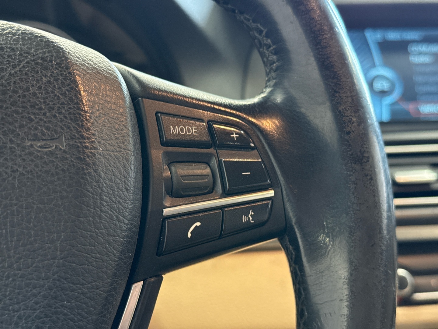BMW 520 2011