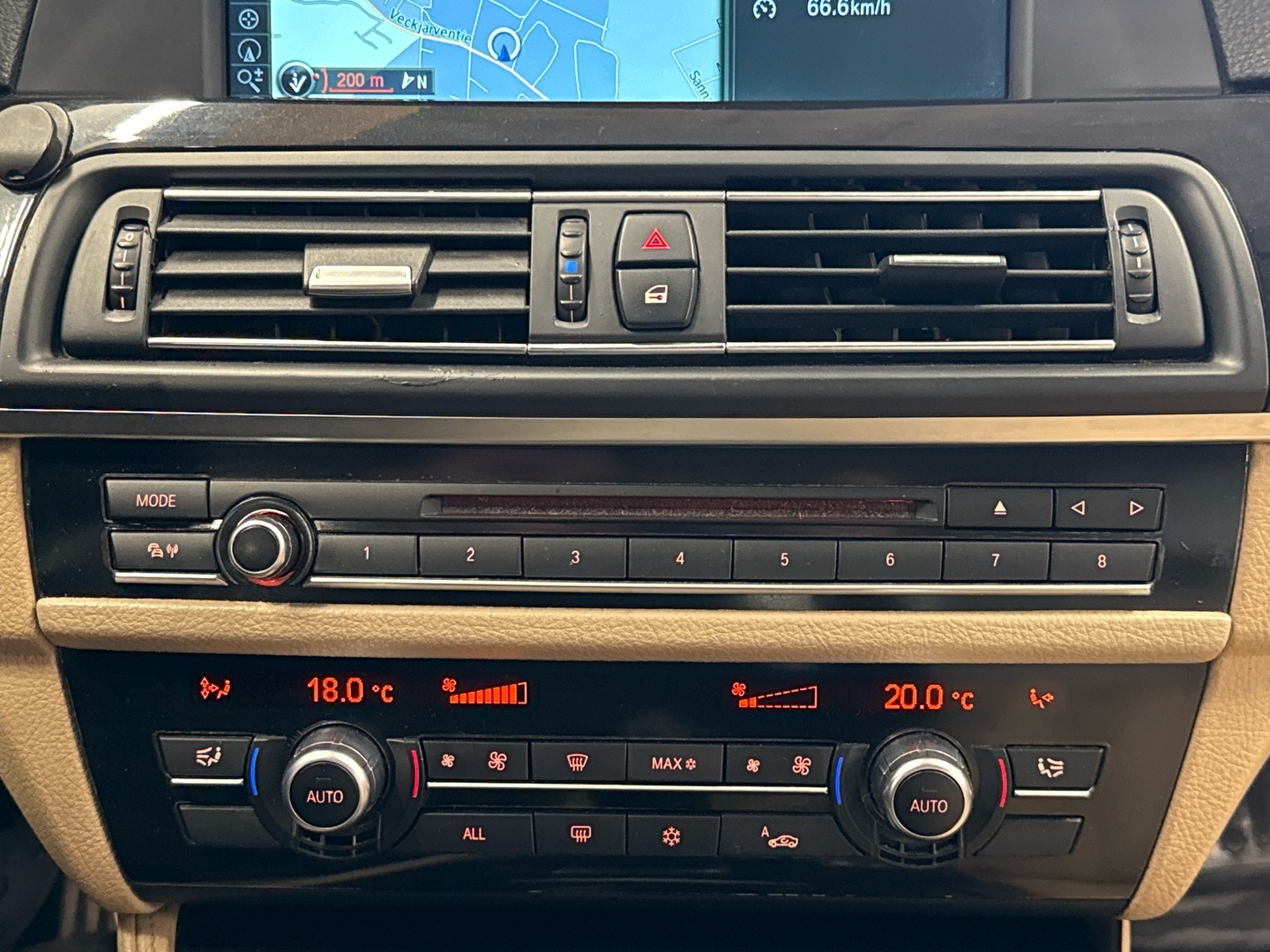 BMW 520 2011
