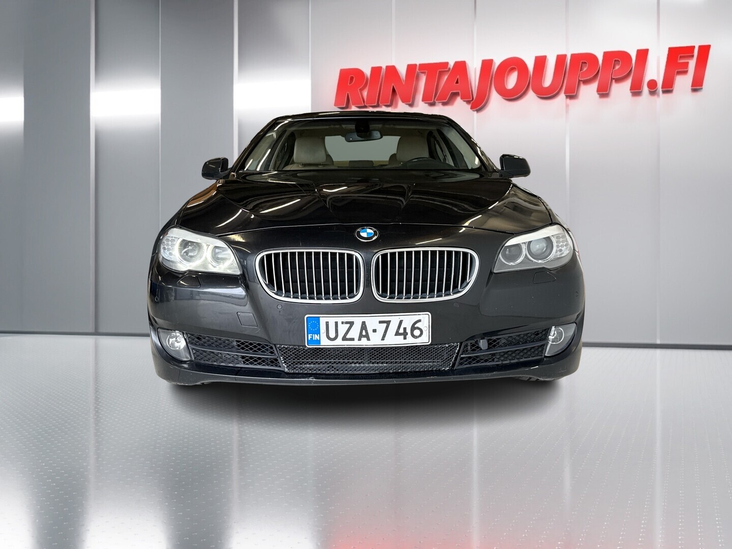 BMW 520 2011