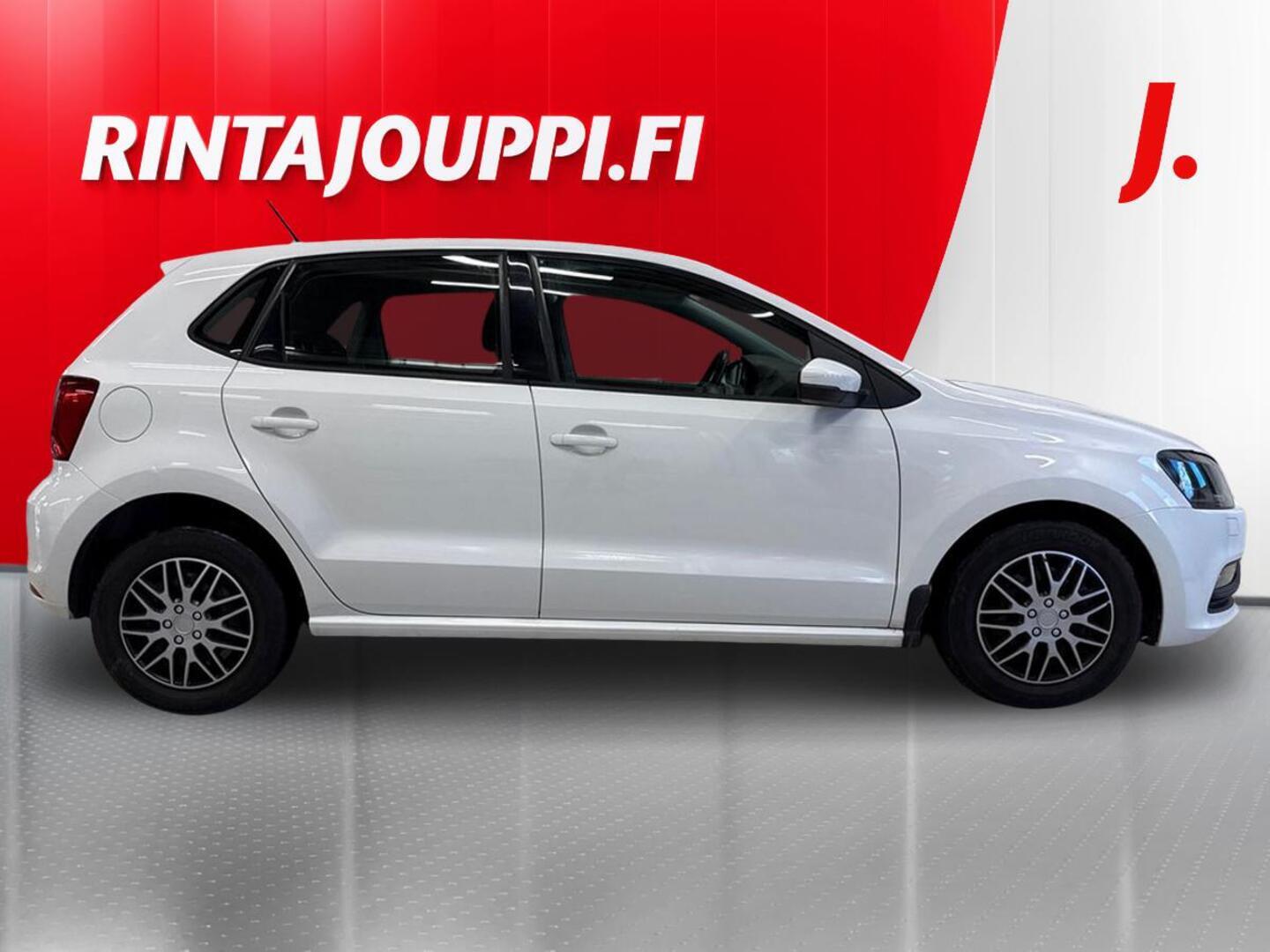 VOLKSWAGEN Polo 2016