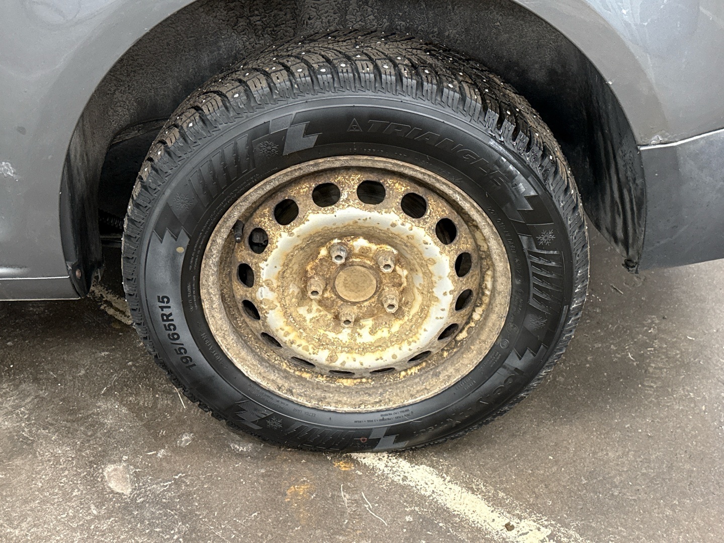 VOLKSWAGEN Caddy 2012