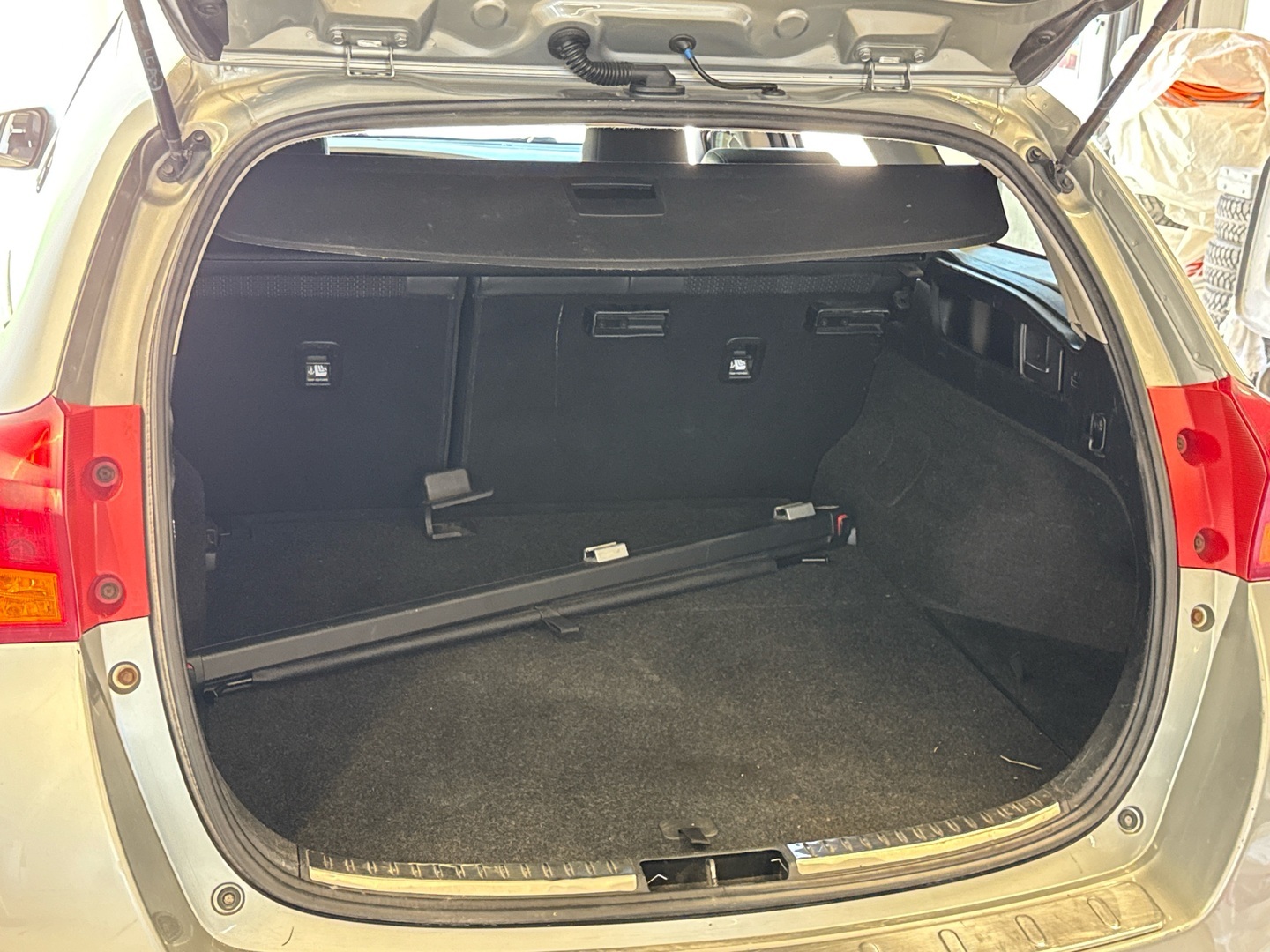 TOYOTA Auris 2014