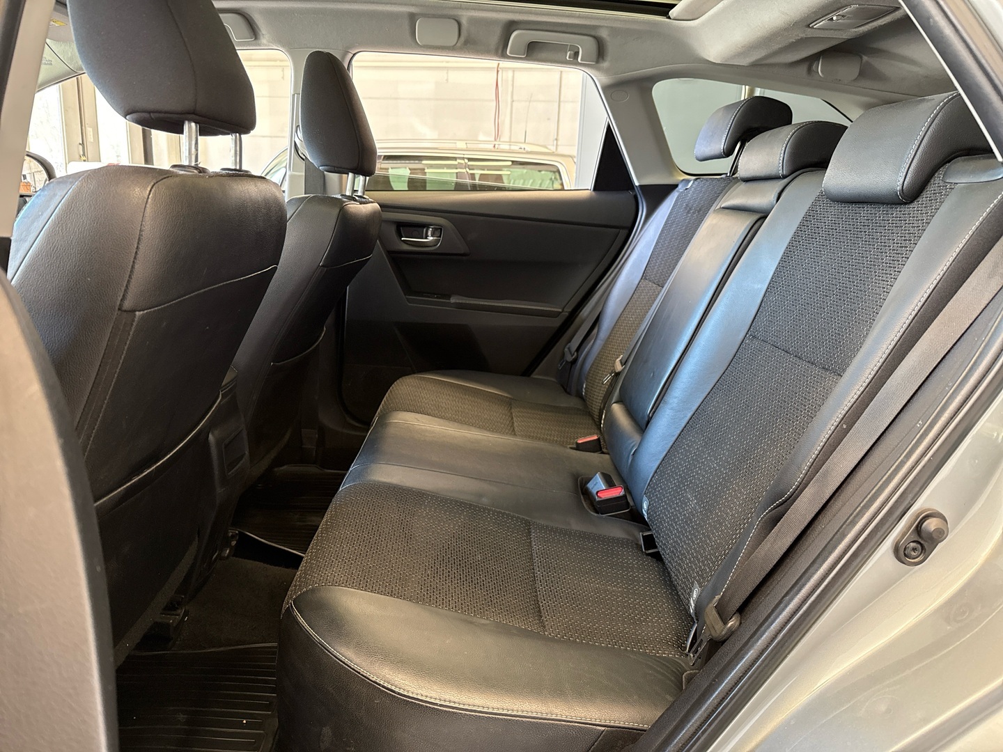 TOYOTA Auris 2014