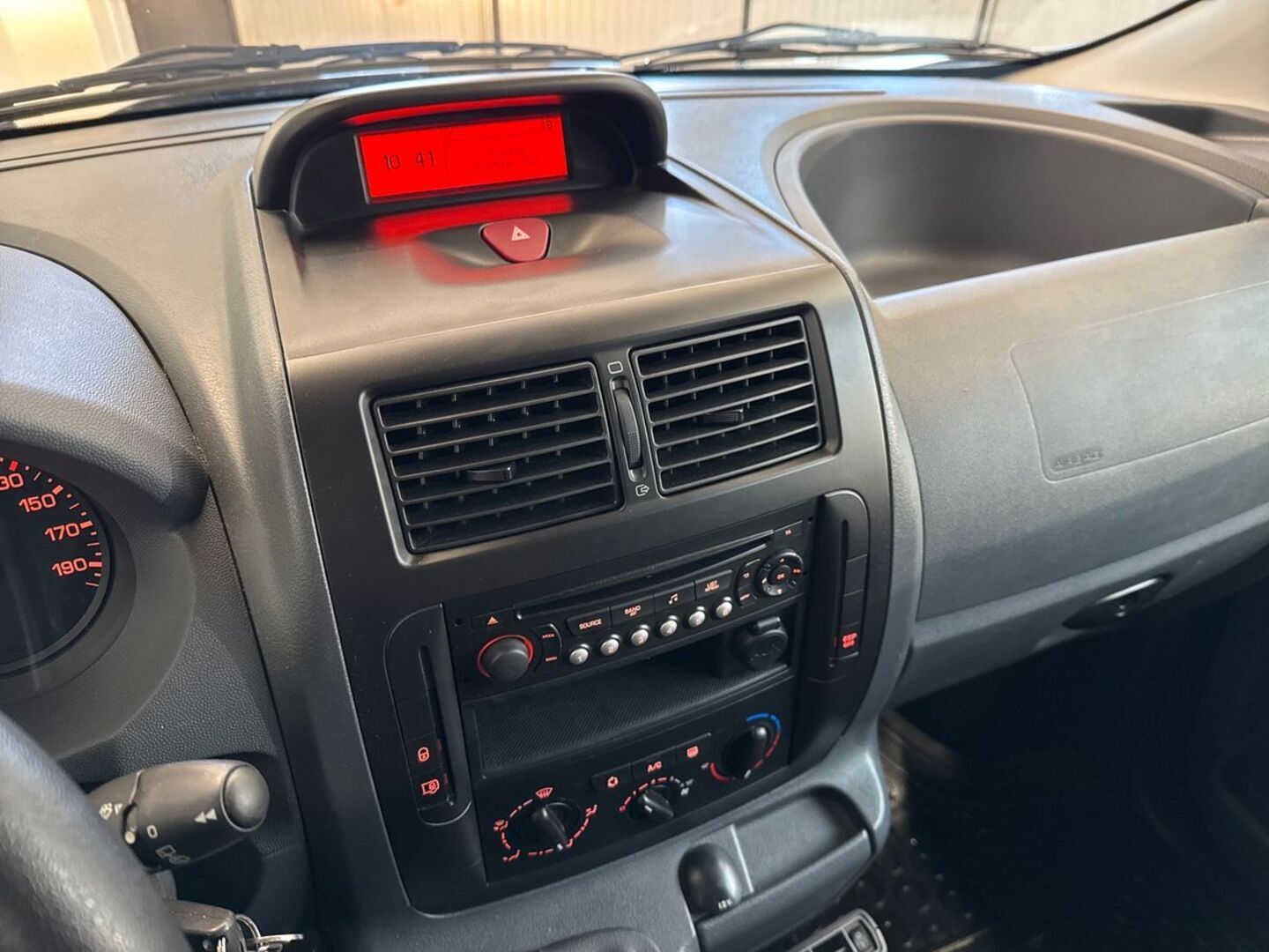 TOYOTA Proace 2014