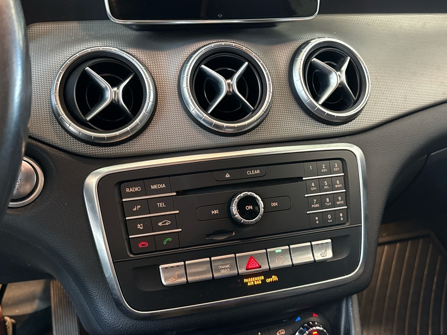 MERCEDES-BENZ CLA 2017