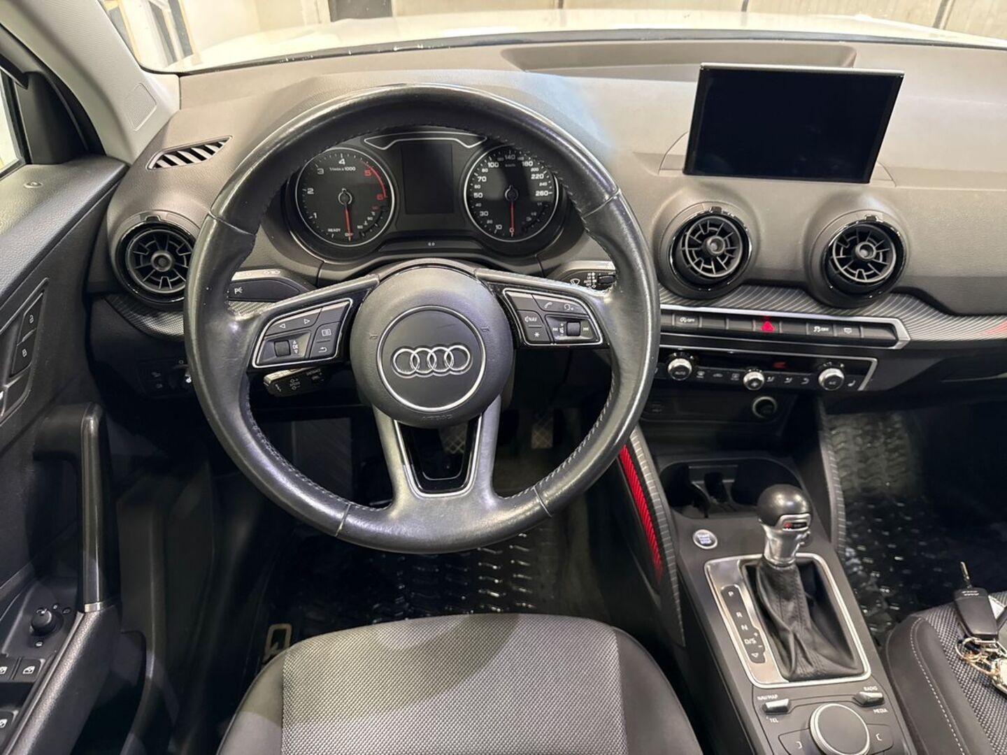 AUDI Q2 2017