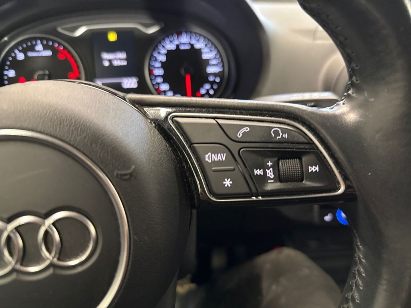 AUDI Q2 2017