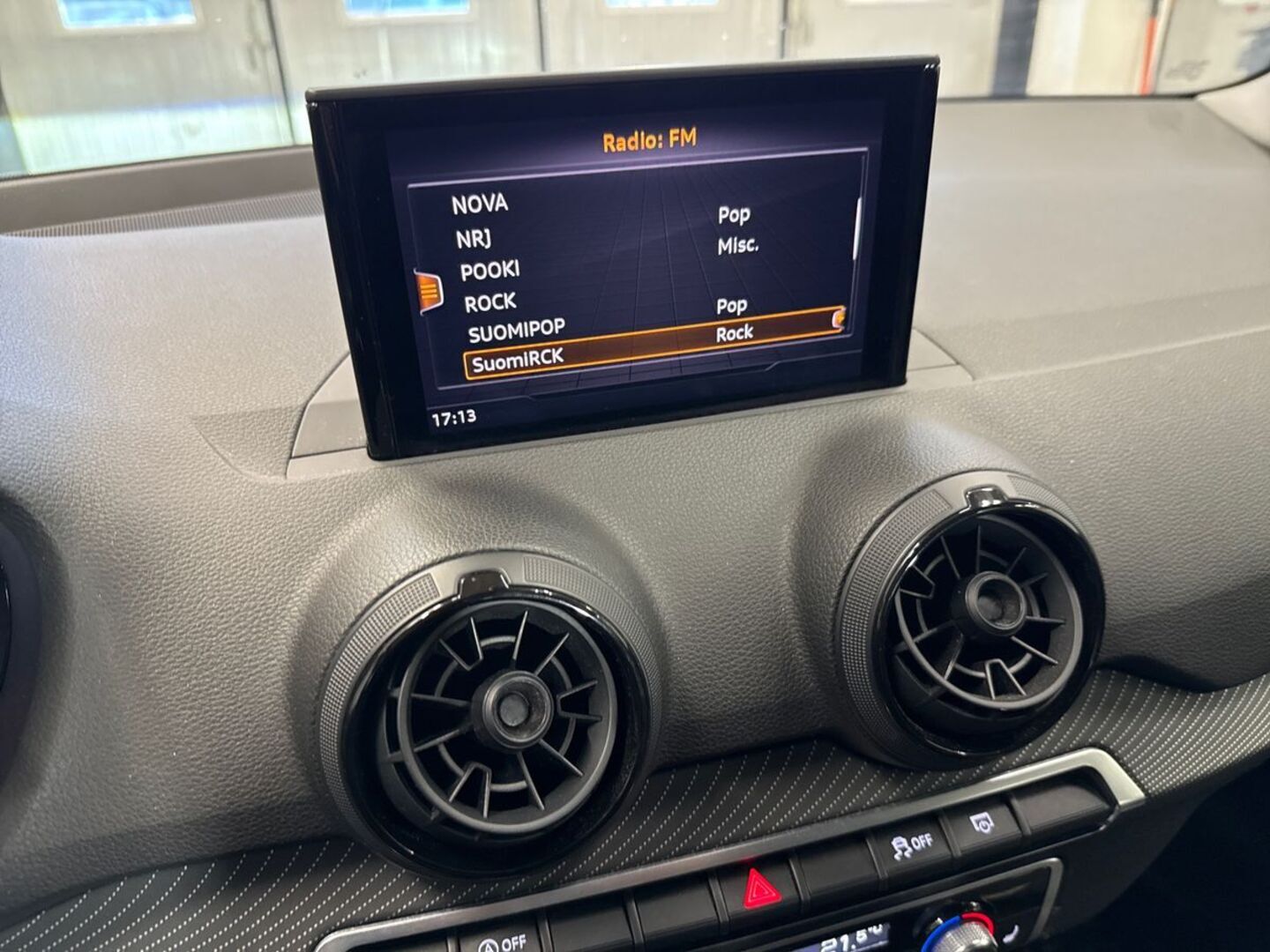 AUDI Q2 2017