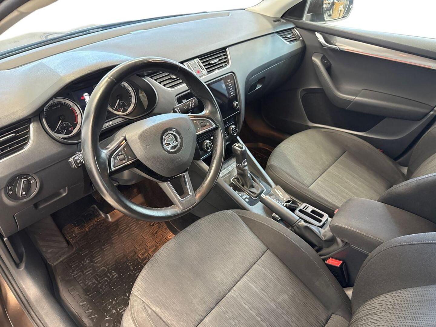SKODA Octavia 7
