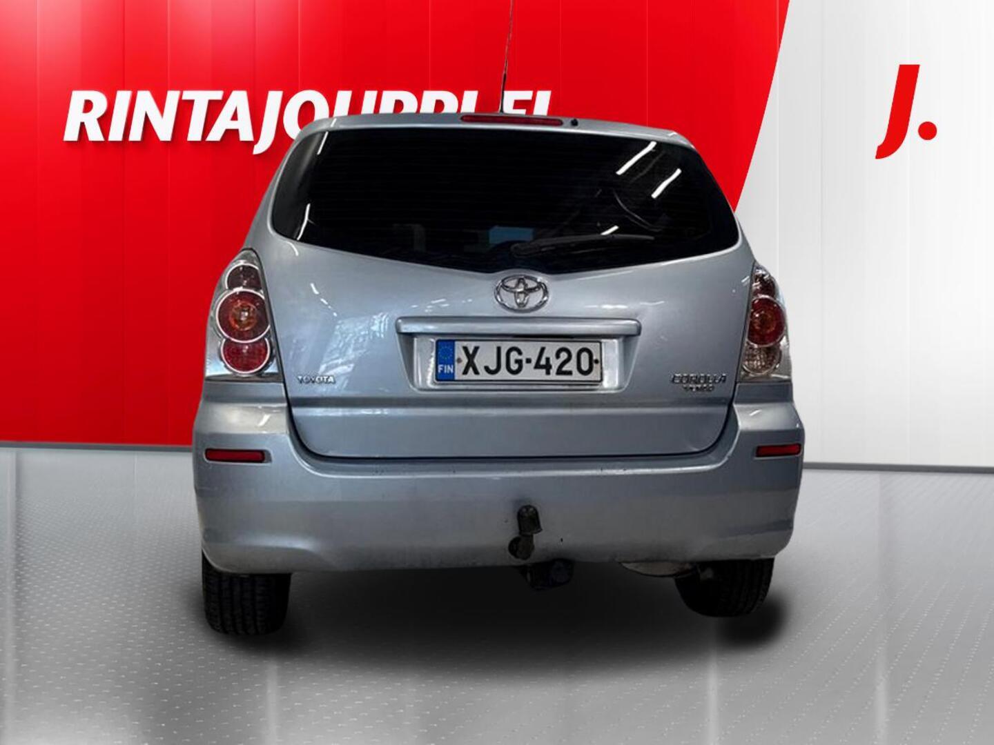 TOYOTA Corolla Verso 2005