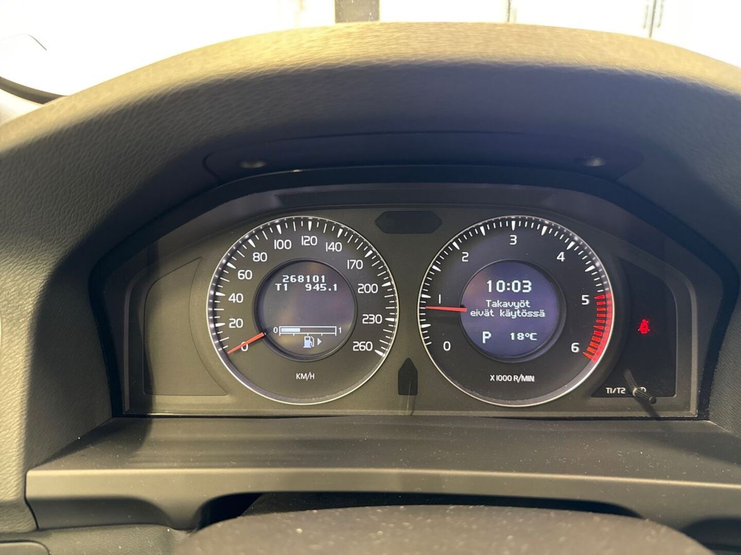 VOLVO V60 18
