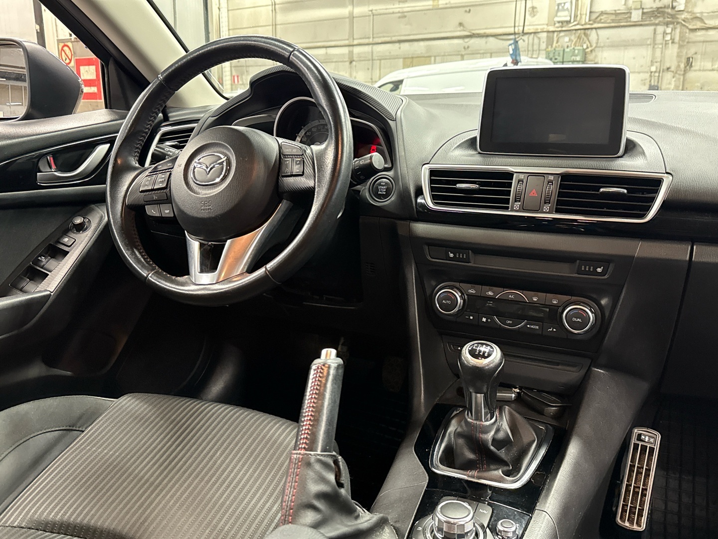 MAZDA Mazda3 2014