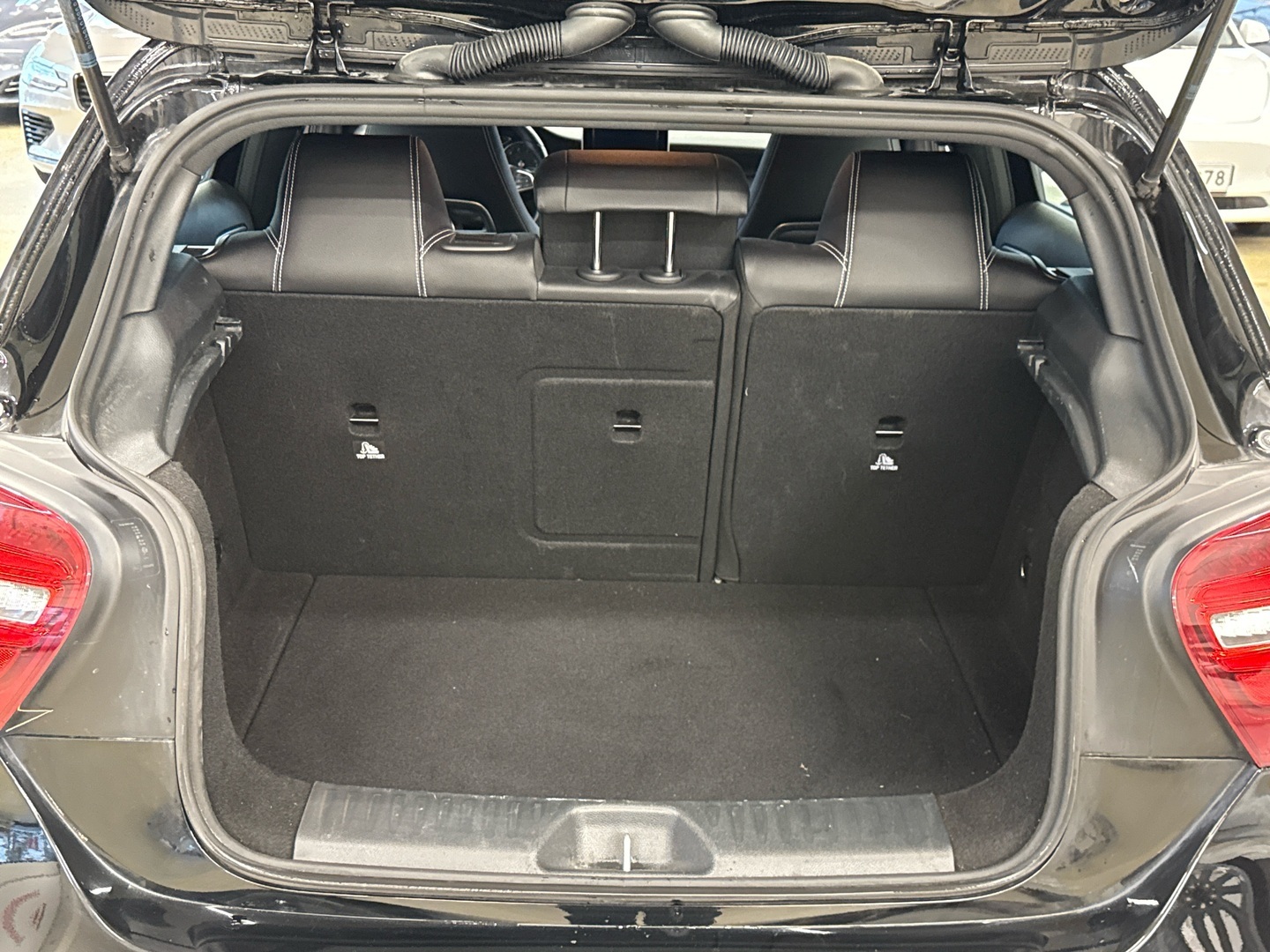 MERCEDES-BENZ A 2018