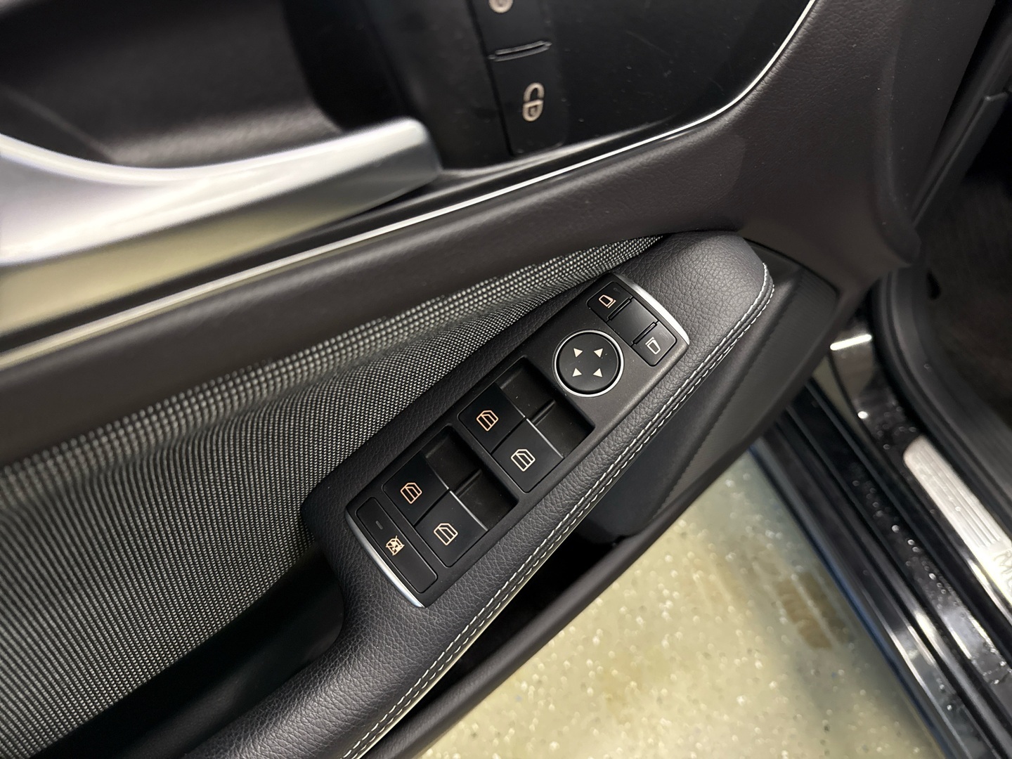 MERCEDES-BENZ A 2018