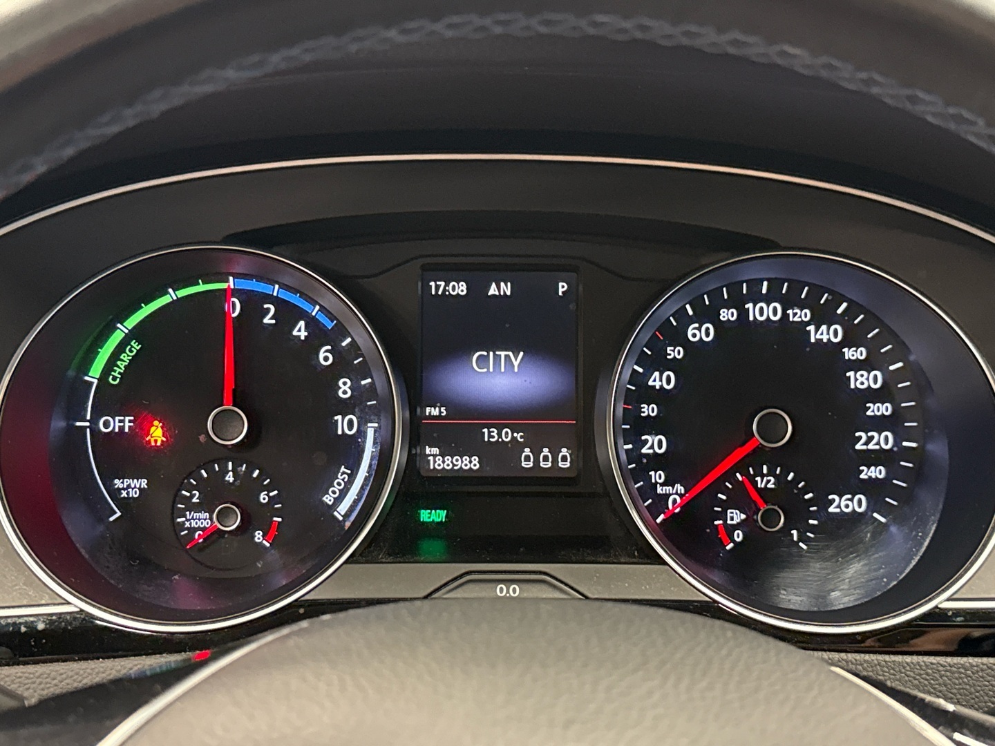 VOLKSWAGEN Passat 2016