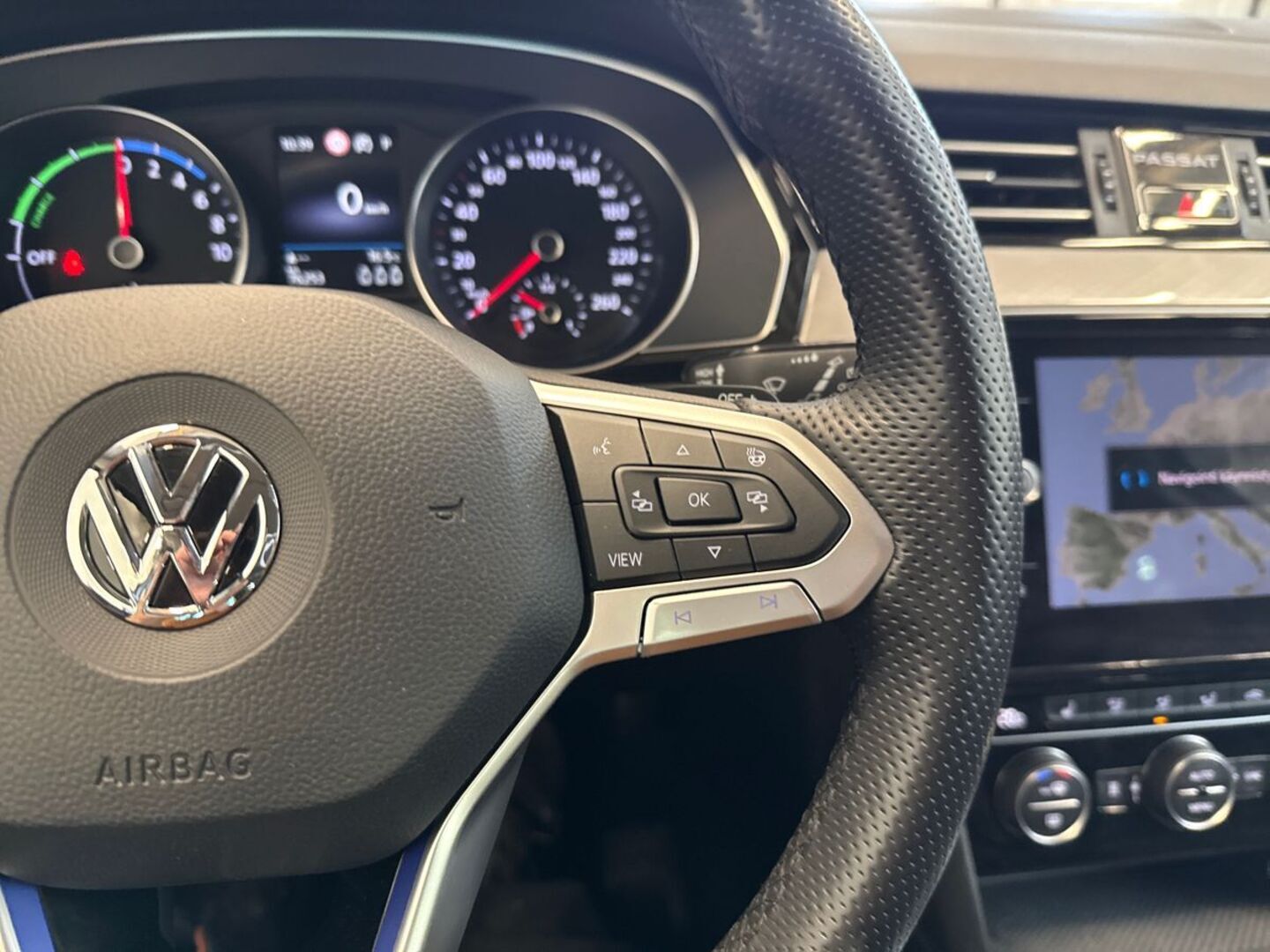 VOLKSWAGEN Passat 2020